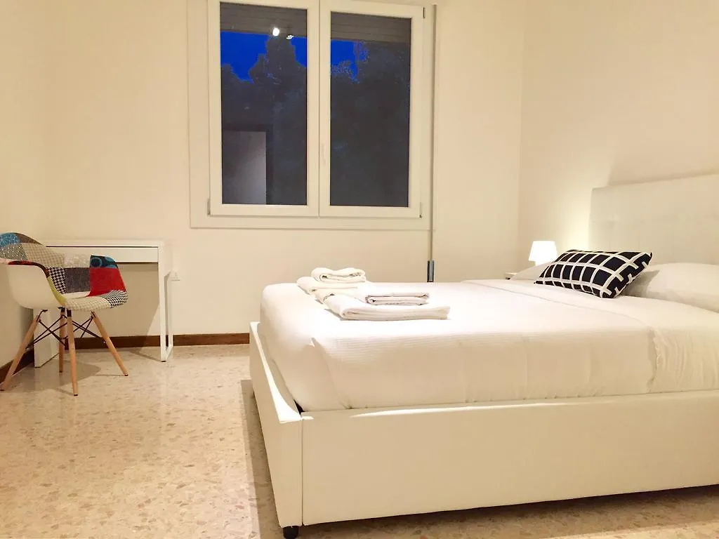 Pensionat The Guesthouse Treviso